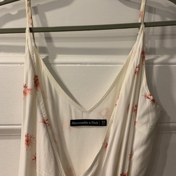 Abercrombie floral wrap midi dress - Picture 2 of 8